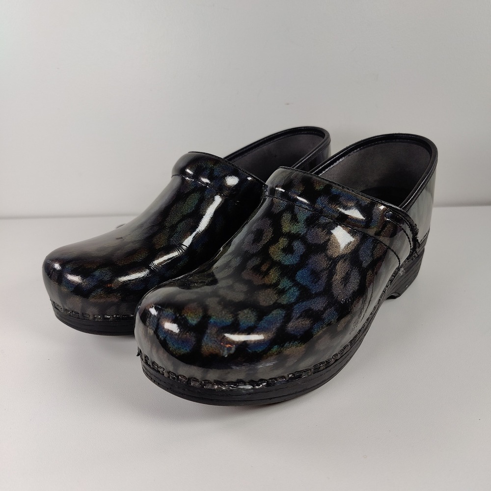 Dansko Professional XP Clogs 41 Iridescent Leopard Patent Leather Artsy Shoes